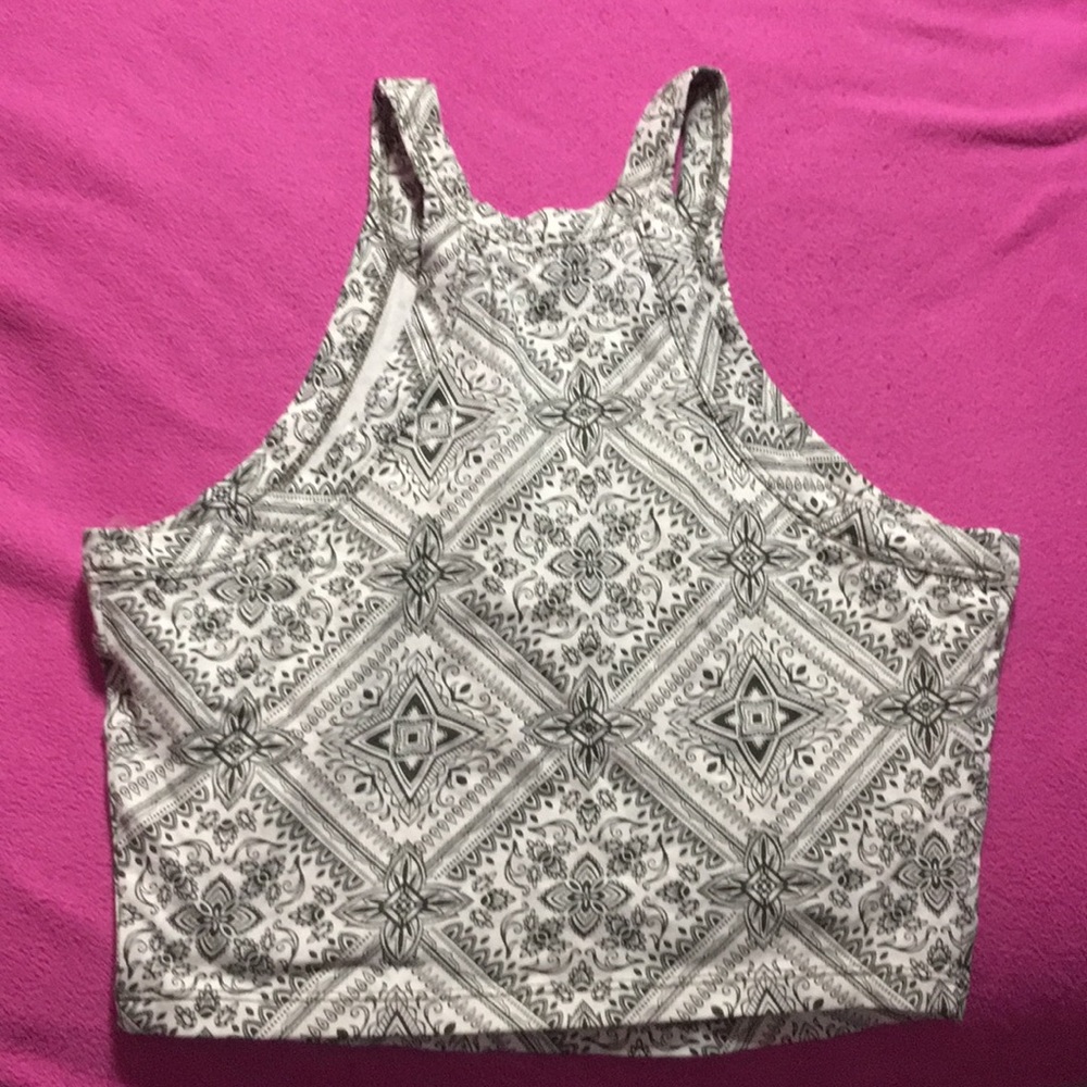 Patterned crop top - Picture 2 of 2